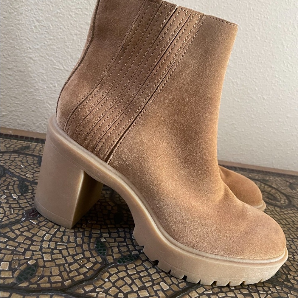 Dolce Vita Platform Suede Booties, Women’s Size 7.5